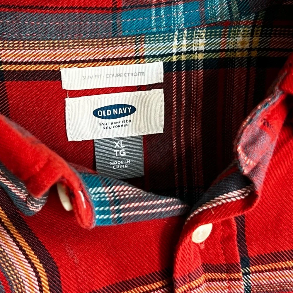 ๐ฒ Old Navy Plaid Button-Down Shirt - Size XL ๐ฒ - Picture 5 of 5